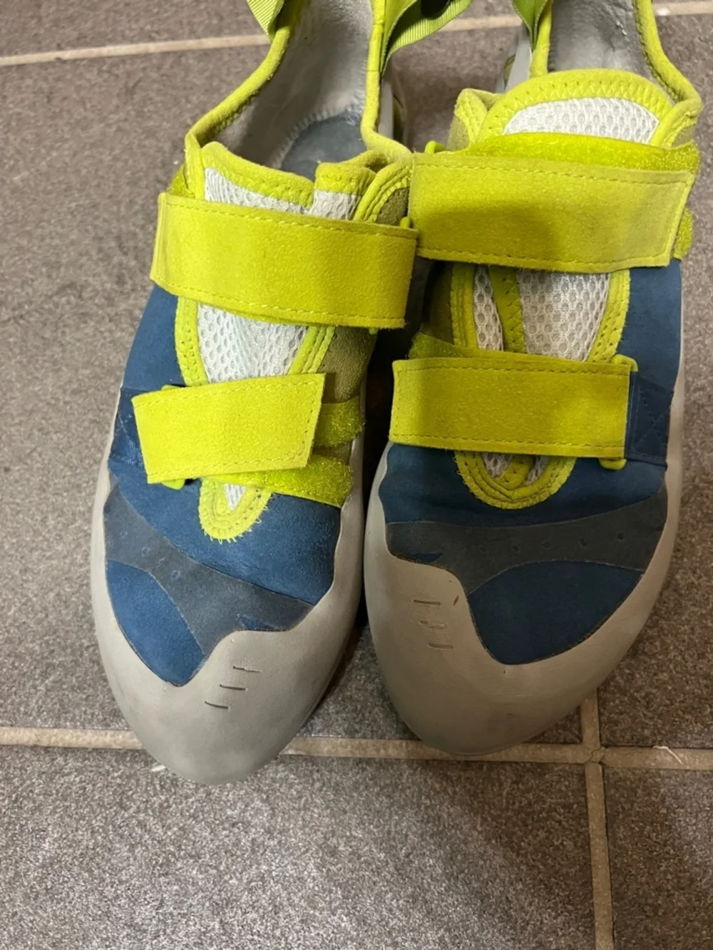 Butora Habara climbing shoes men’s 10.5 EU 44 (women’s 11.5) gym outdoors
